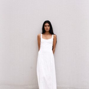 Vestido Midi Perforado